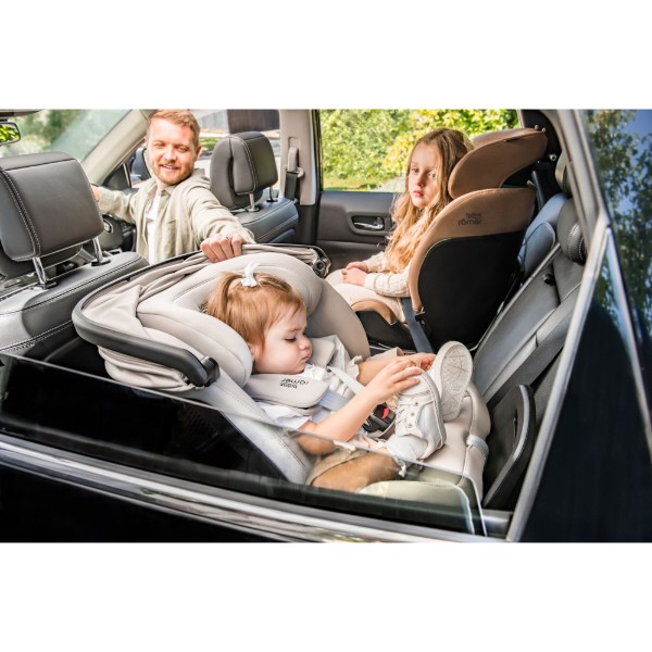 Фото - Автокресло Britax-Romer SWIVEL-GROW Max Air Soft Taupe (2000042299)